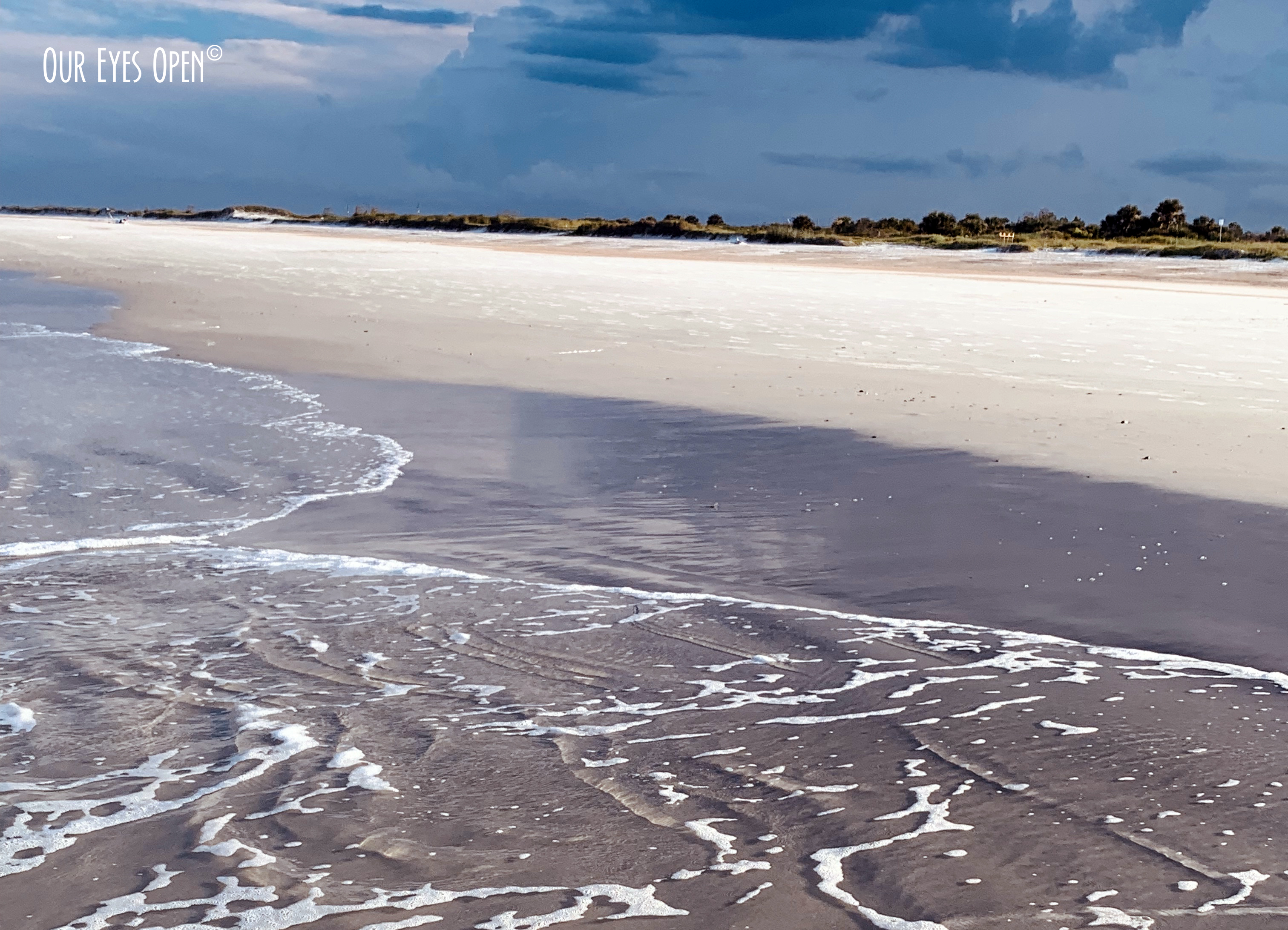 Little Talbot Island State Park, Florida
Beach before a thurnderstom with the tide going out.