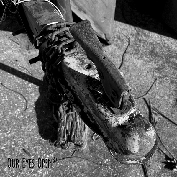 CEE’S BLACK AND WHITE PHOTO CHALLENGE – Rust or&nbsp;Decay